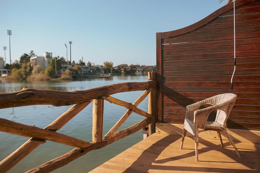 Bora Bora Na Slnecnych Jazerach Apartment Senec Bagian luar foto